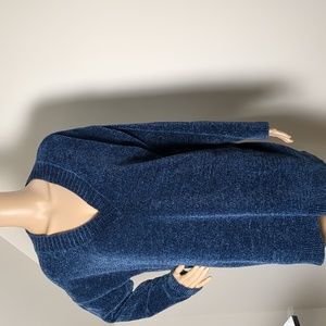 Nlue Long Sleeve Chenille V-neck Sweater Medium